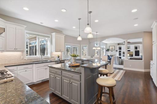 8562 French Curve, Eden Prairie, MN 55347