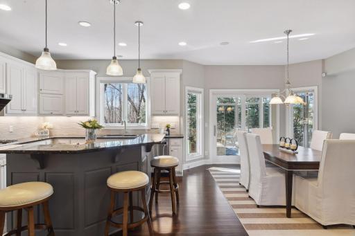 8562 French Curve, Eden Prairie, MN 55347