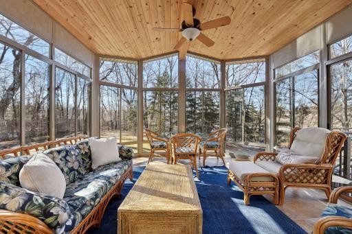 8562 French Curve, Eden Prairie, MN 55347
