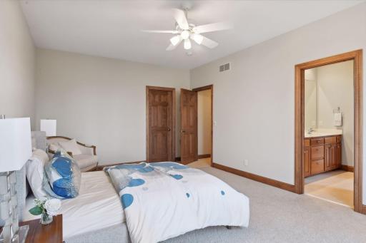 8562 French Curve, Eden Prairie, MN 55347