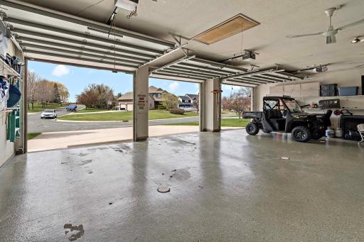 Plenty of guest parking on the concrete driveway_3250 Lakeside Dr