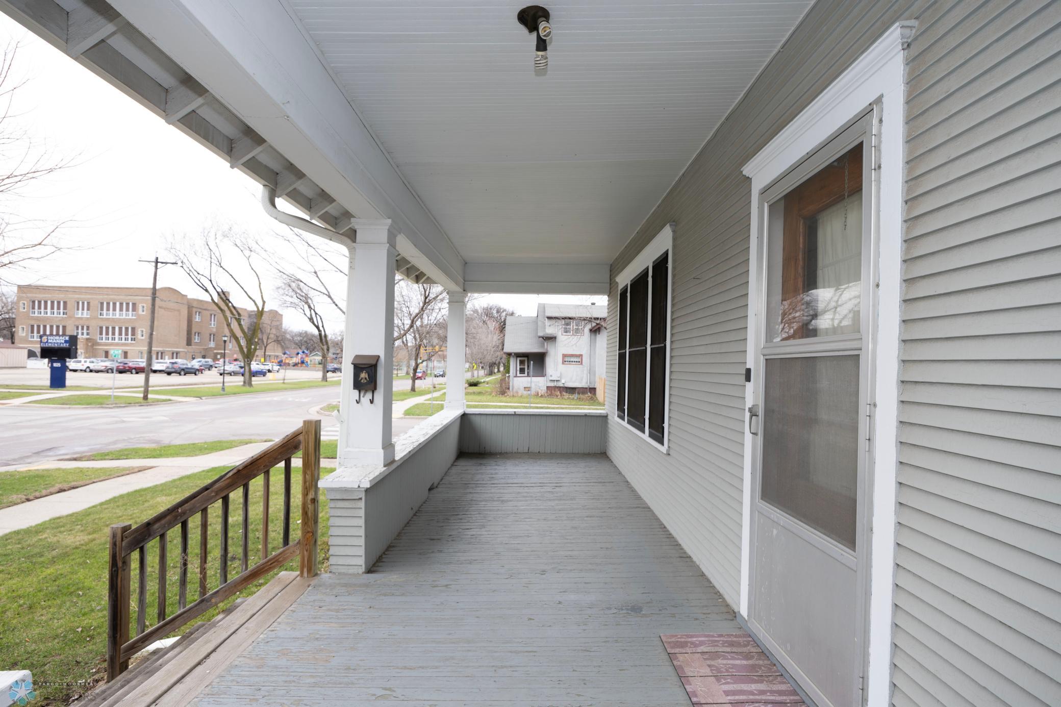 Covered Front Porch