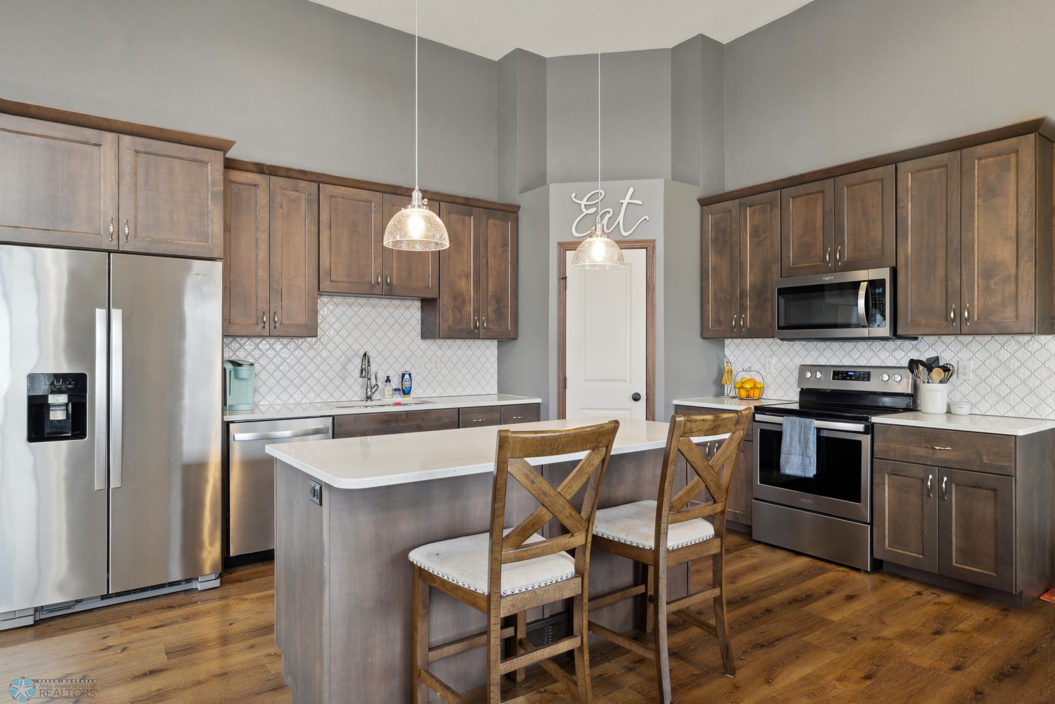 Kitchen Tile Backsplash