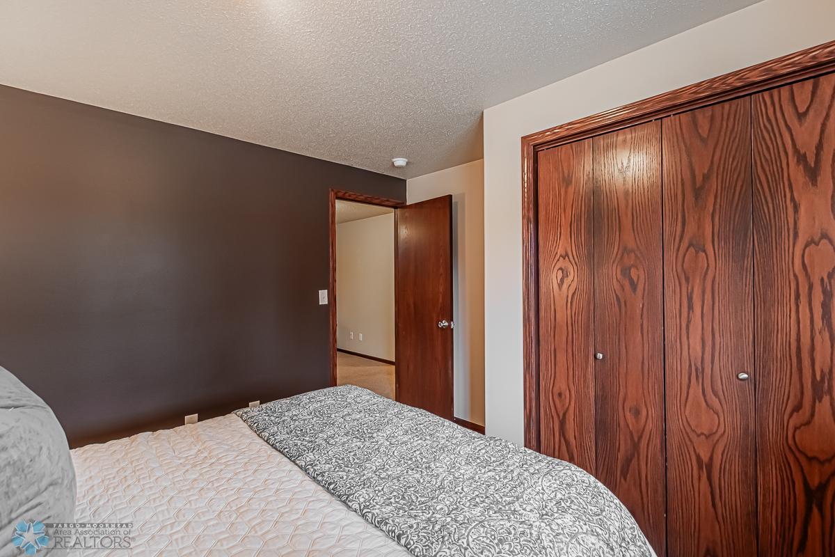 4293 31st Avenue South, Fargo, ND-04.jpg