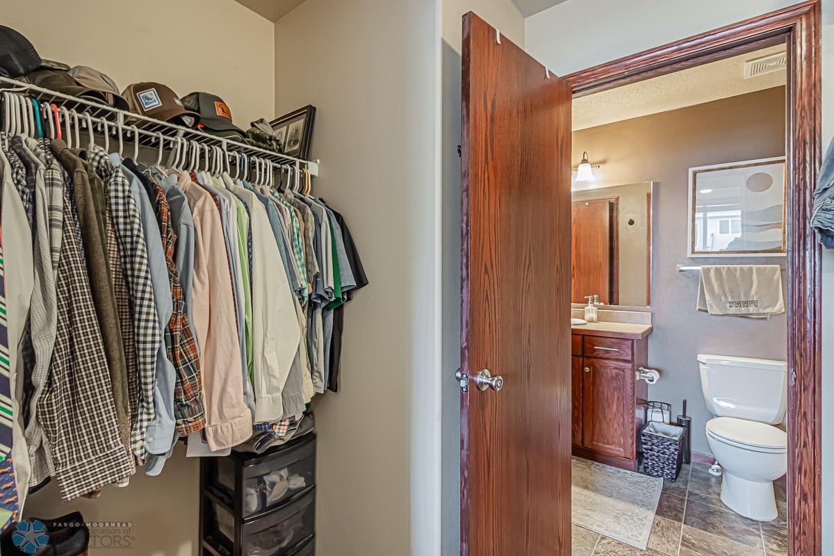 4293 31st Avenue South, Fargo, ND-22.jpg