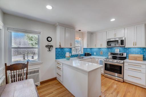 Upstairs kitchen completely remodeled in 2021, all new stainless steel appliances and quartz countertops.