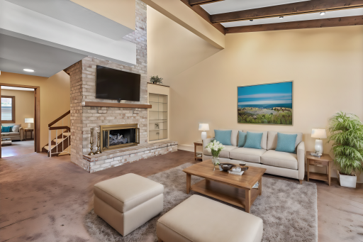 9749 Mill Creek Drive, Eden Prairie, MN 55347