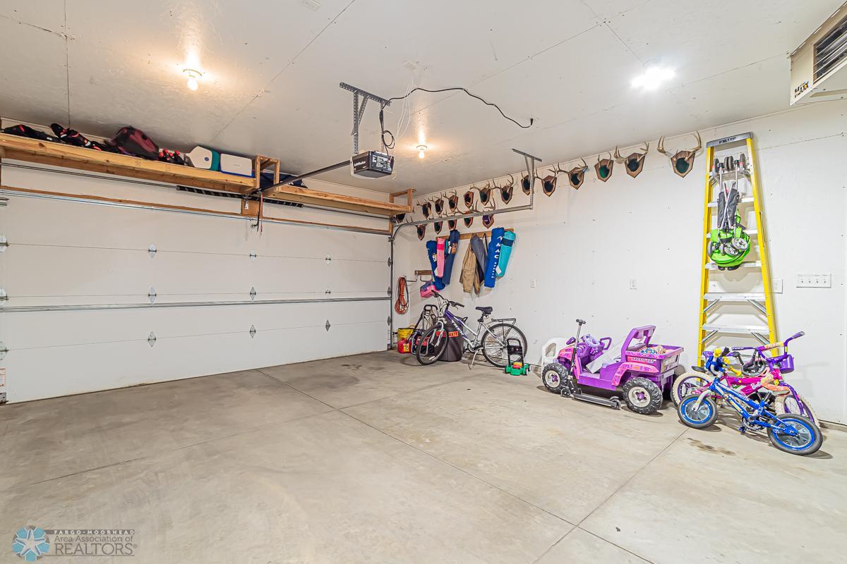 3417 18th St S, Moorhead, MN 56560-23.jpg