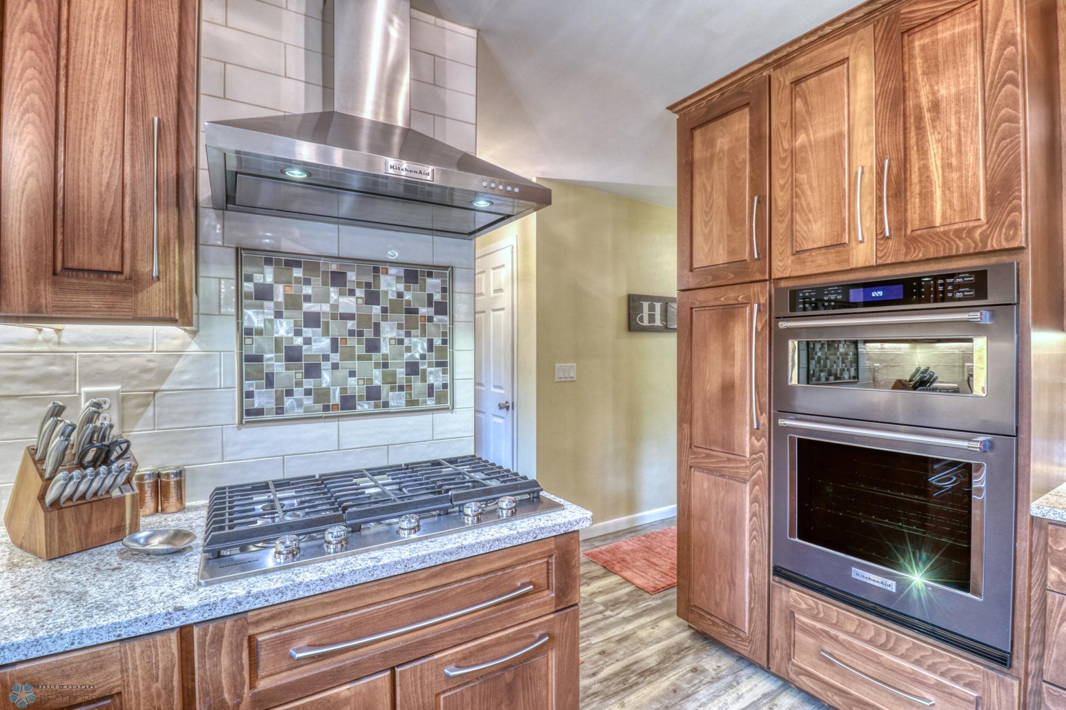 Kitchen1_4.jpg
