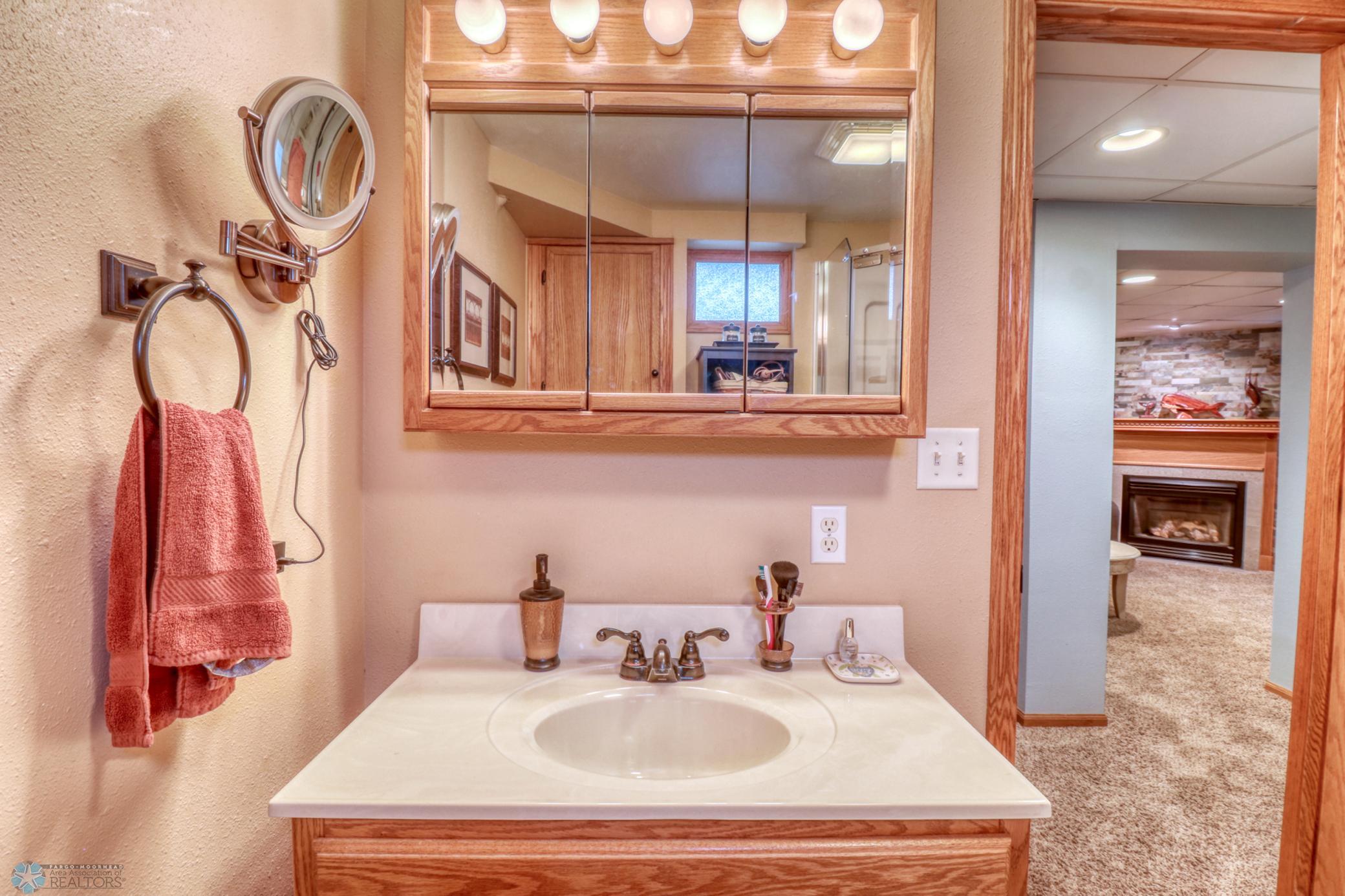 Basement Bathroom1_1.jpg