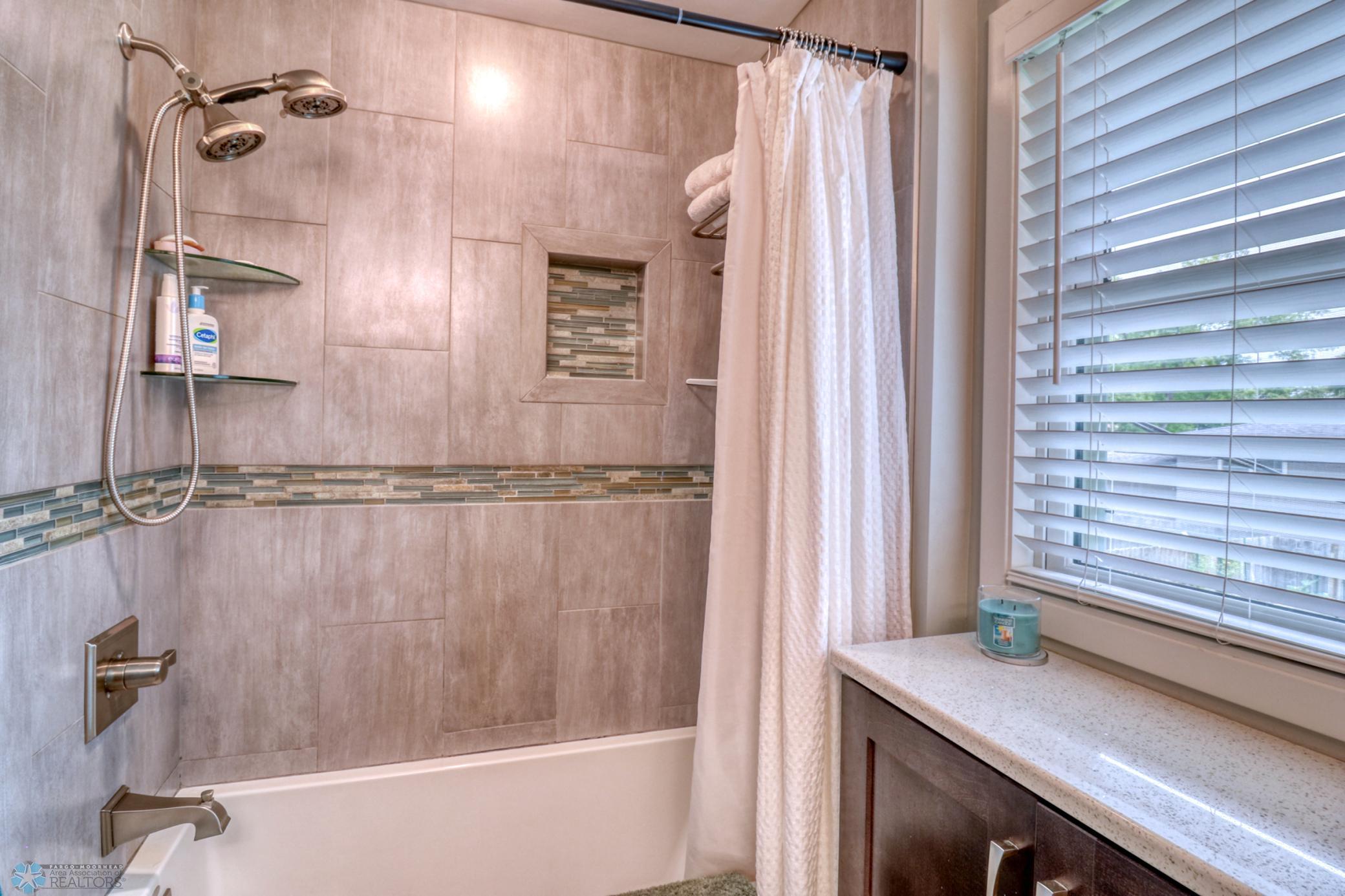 Upstairs Bathroom1_2.jpg