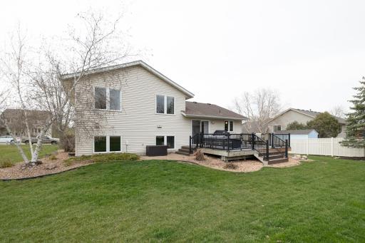 17464 Homestead Trail, Lakeville, MN 55044