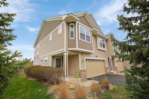 WELCOME HOME to 6947 151st St. Located in a prime Savage location. Walking distance from Red Tail Ridge Elementary and minutes from Prior Lake High School, downtown Prior Lake and all the amenities you can ask for.
