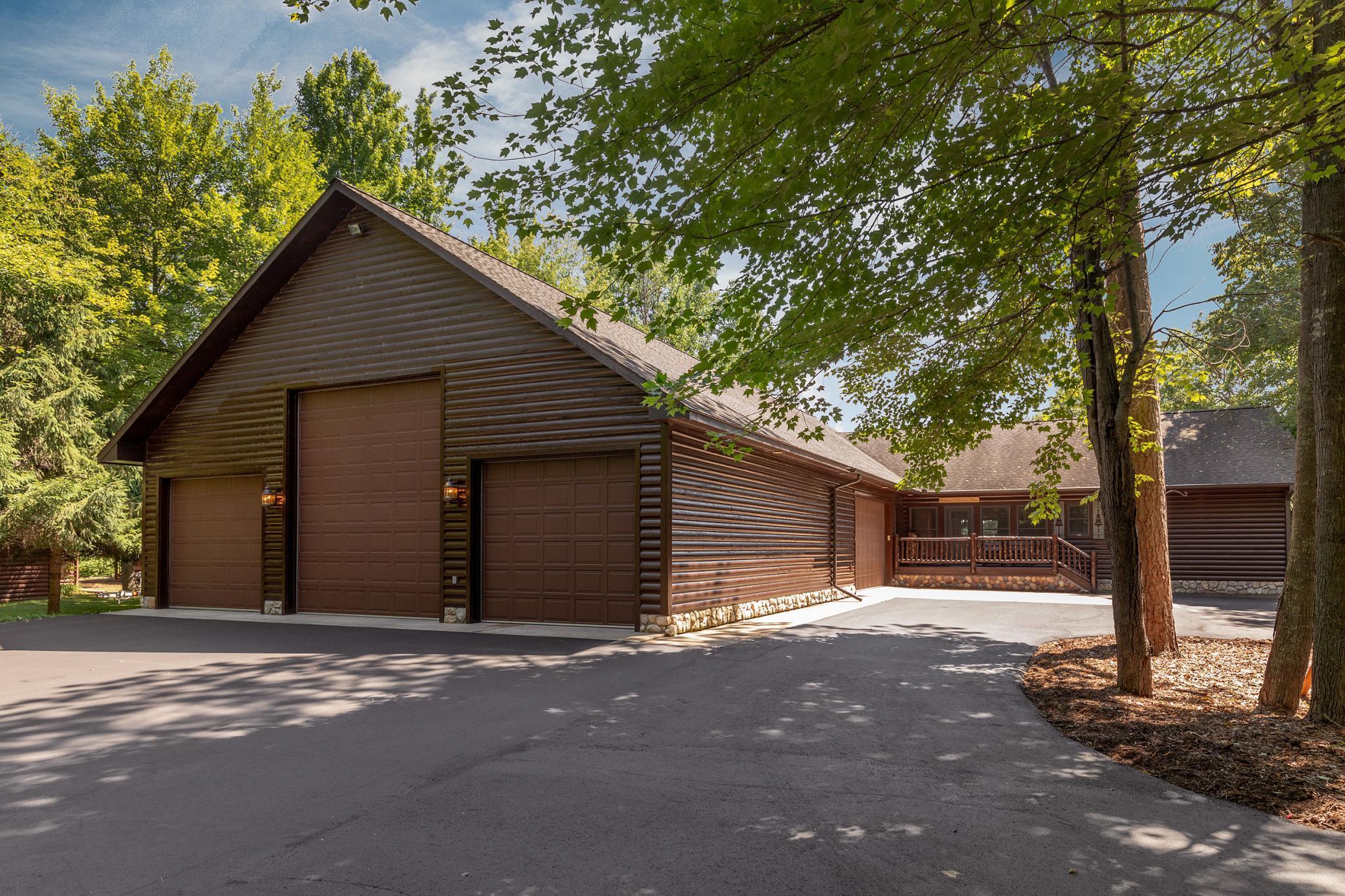 40X60 attached garage