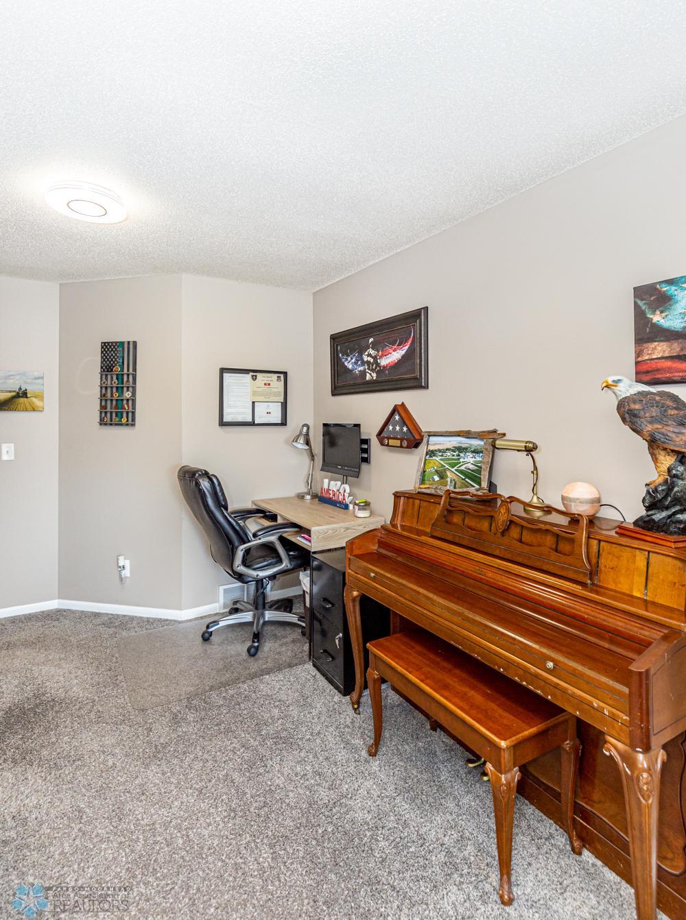 Flex Room