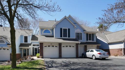 11003 Oregon Curve, Bloomington, MN 55438