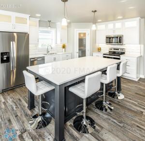 Kitchen Photos of previous model