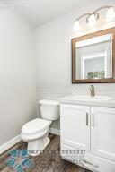 Half Bathroom - Photos of previous model
