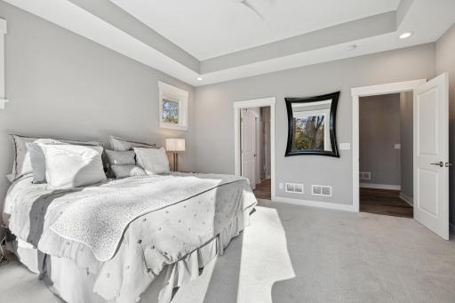 14303 Oakwood Road Extension, Minnetonka, MN 55345