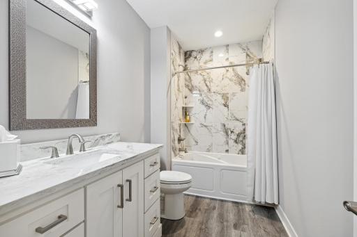 14303 Oakwood Road Extension, Minnetonka, MN 55345