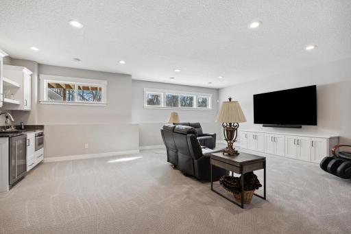 14303 Oakwood Road Extension, Minnetonka, MN 55345