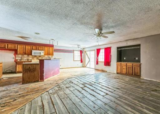 1903 E River Road, Motley, MN 56466