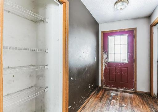 1903 E River Road, Motley, MN 56466