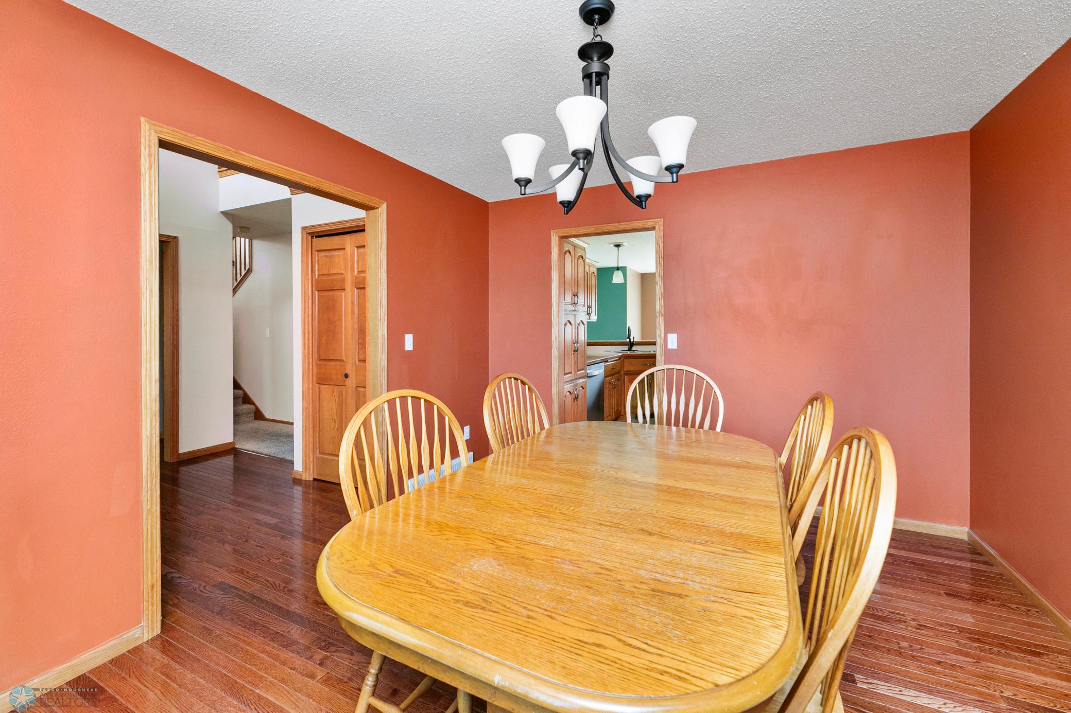 Formal Dining 2.jpg