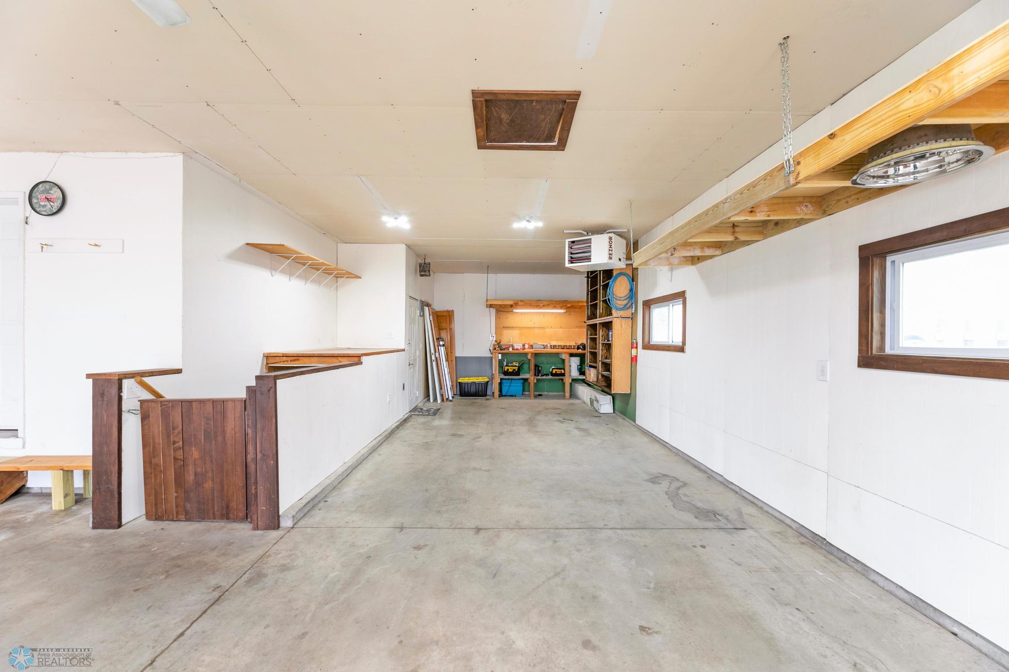 Garage 2.jpg