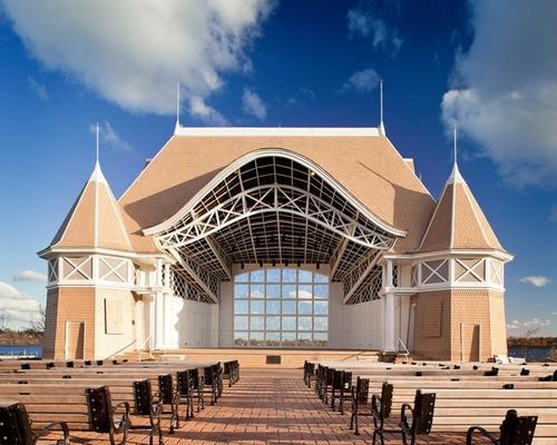 Lake Harriet Bandshell with movies in the park, live music and food from Bread & Pickle.