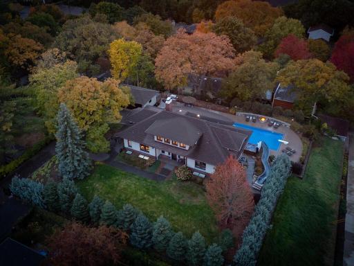 Itâs hard to believe this one-of a kind, secret hilltop hideaway exists in the heart of bustling Linden Hills, but it does. And itâs waiting to reveal its secrets to its lucky new owner.