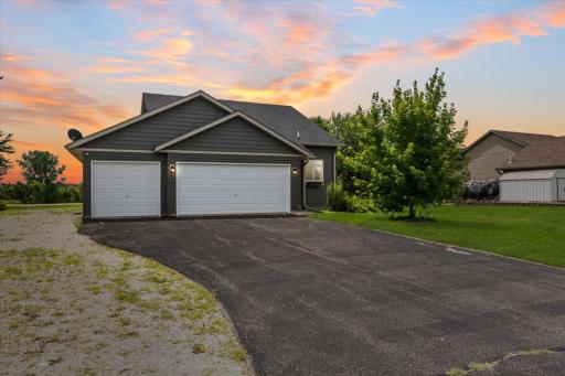 4467 Roberds Lake Trail, Faribault, MN 55021