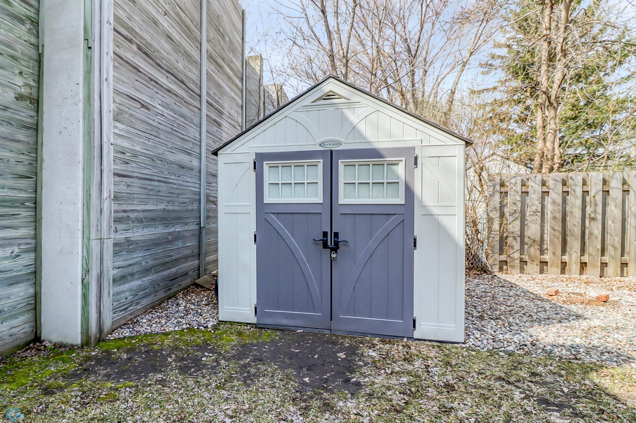 BackyardShed1_1.jpg