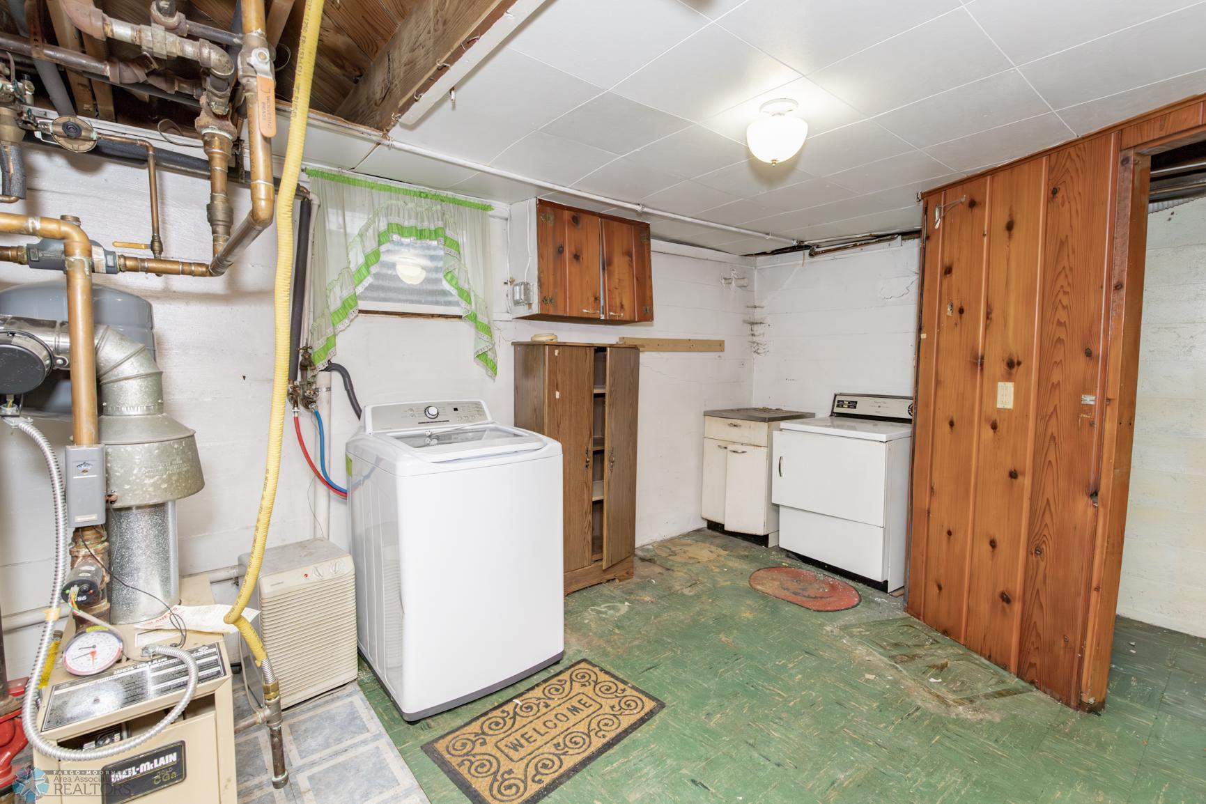 Laundry/Utilities