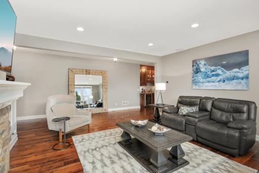 7735 Painted Sky Court, Prior Lake, MN 55372