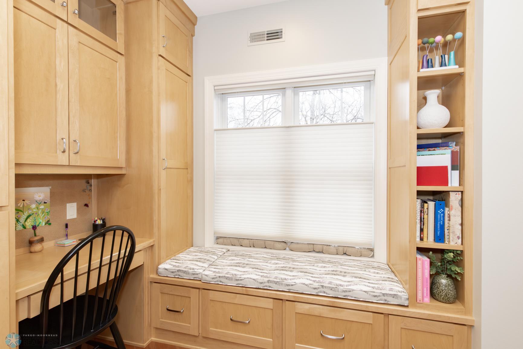 Kitchen Window Bench