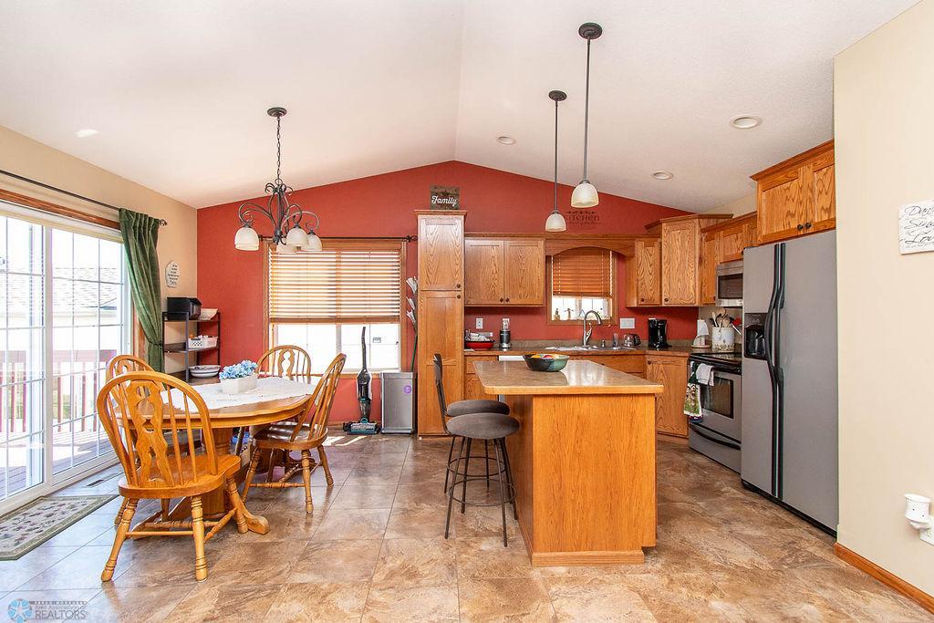 Kitchen/Dining