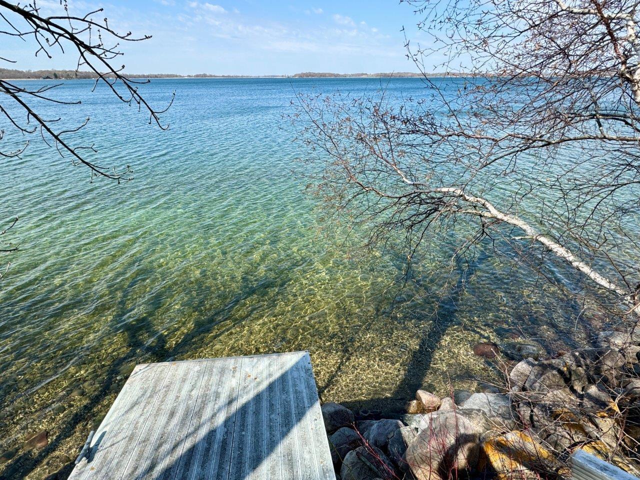 2-100' lake frontage.jpg