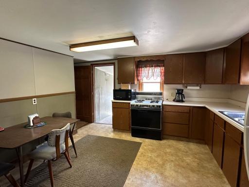 Photo for 621 W Warren Street, Luverne, MN 56156 - Listing #6525892 621 W Warren Street, Luverne, MN 56156