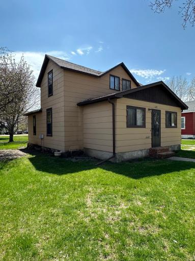 Photo for 621 W Warren Street, Luverne, MN 56156 - Listing #6525892 621 W Warren Street, Luverne, MN 56156