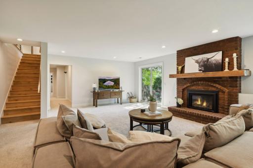 5104 Green Farms Road, Edina, MN 55436