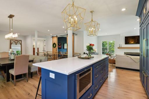5104 Green Farms Road, Edina, MN 55436