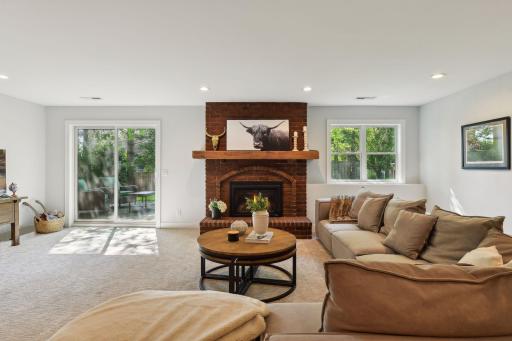 5104 Green Farms Road, Edina, MN 55436