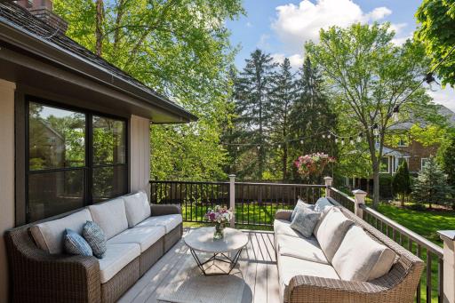 5104 Green Farms Road, Edina, MN 55436