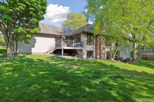 5104 Green Farms Road, Edina, MN 55436