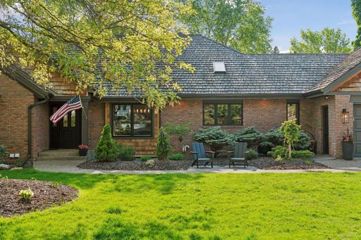 5104 Green Farms Road, Edina, MN 55436