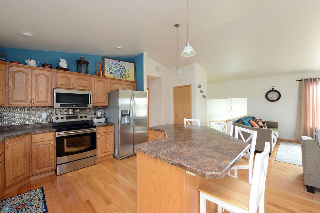 Kitchen/Island