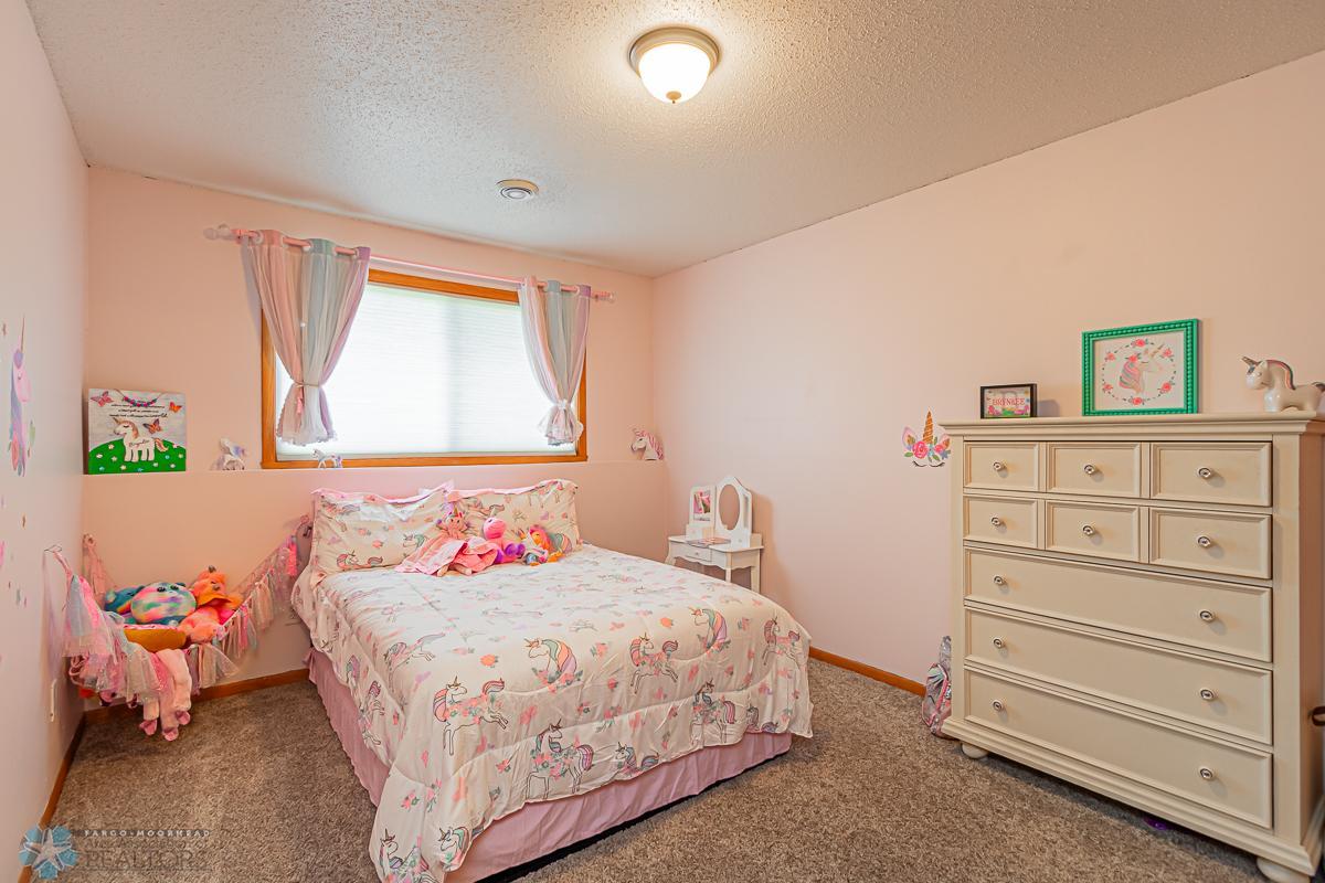 1564 34th Ave S Moorhead, MN 56560-07.jpg