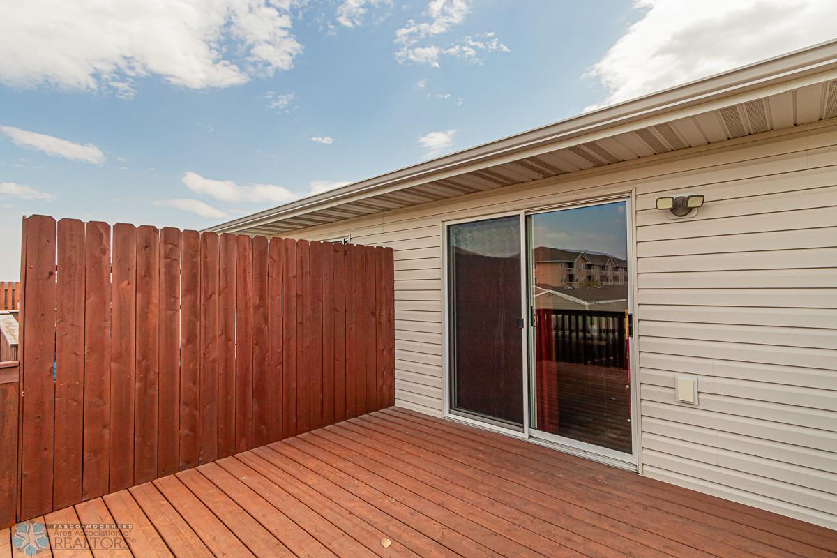 1564 34th Ave S Moorhead, MN 56560-31.jpg