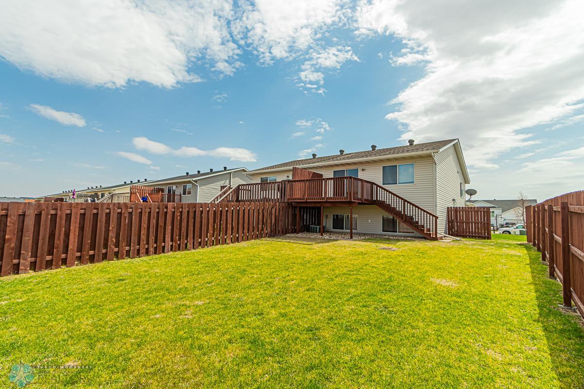 1564 34th Ave S Moorhead, MN 56560-29.jpg